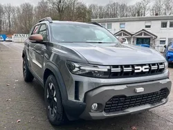 Grau Neu 2025 Dacia Duster Extreme SUV | 25.489 € (Etwas zu teuer)