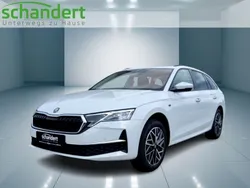 Moonweiß metallic Neu 2025 Skoda Octavia Tour Kombi | 39.950 €