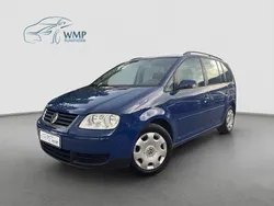 Blau Gebraucht 2005 VW Touran Trendline Van / Kleinbus | 2.990 € (Fairer Preis)