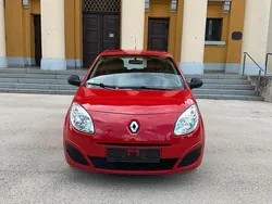 Rot Gebraucht 2009 Renault Twingo Kleinwagen | 2.199 € (Fairer Preis)