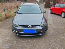 Grau Gebraucht 2019 VW Golf VII IQ Drive Kombi | 15.400 € (Fairer Preis)