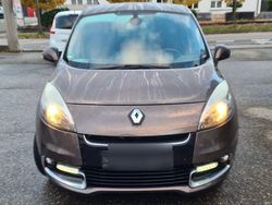 Braun Gebraucht 2012 Renault Scénic III Van / Kleinbus | 2.750 € (Guter Preis)