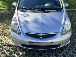 Grau Gebraucht 2005 Honda Jazz LS Kleinwagen | 2.100 € (Fairer Preis)