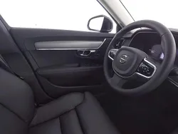 Gebraucht 2023 Volvo V90 Kombi | 41.890 € (Guter Preis)