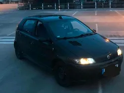 Schwarz Gebraucht 2001 Fiat Punto Kleinwagen | 1.350 € (Etwas zu teuer)
