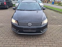 Schwarz Gebraucht 2011 VW Passat Comfortline Kombi | 3.799 € (Superpreis)
