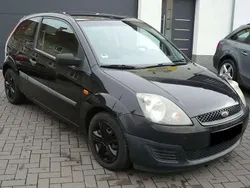 Schwarz Gebraucht 2006 Ford Fiesta Ambiente Kleinwagen | 1.300 € (Fairer Preis)