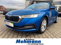 Raceblau metallic Gebraucht 2024 Skoda Octavia Style Kombi | 27.300 € (Guter Preis)