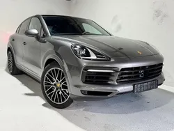 Grau Gebraucht 2019 Porsche Cayenne SUV | 58.500 € (Etwas zu teuer)