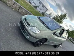 Grün Gebraucht 2003 Renault Scénic Authentique Van / Kleinbus | 500 € (Superpreis)