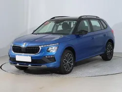 Raceblau metallic (metallic) Gebraucht 2024 Skoda Kamiq Selection SUV | 22.940 € (Etwas zu teuer)