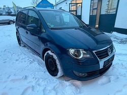 Blau Gebraucht 2009 VW Touran Freestyle Van / Kleinbus | 1.950 € (Superpreis)