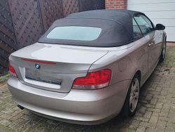 Grau Gebraucht 2008 BMW 120 Cabriolet Cabrio | 10.990 € (Etwas zu teuer)
