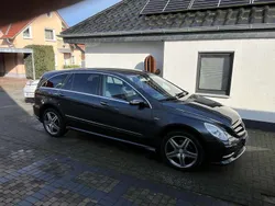 Gebraucht 2010 Mercedes R300 Van / Kleinbus | 9.999 € (Fairer Preis)