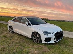 Weiß Gebraucht 2020 Audi A3 S-Line Limousine | 29.000 € (Teuer)