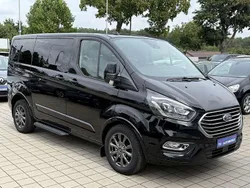 Agate black met. Gebraucht 2020 Ford Tourneo Custom Titanium X Van / Kleinbus | 36.990 € (Superpreis)