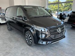 Schwarz Gebraucht 2024 Mercedes V250 Van / Kleinbus | 71.500 € (Teuer)