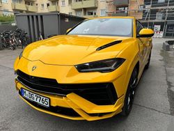 Gelb Gebraucht 2023 Lamborghini Urus SUV | 275.000 € (Superpreis)
