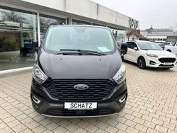 Obsidianschwarz metallic Gebraucht 2023 Ford Tourneo Custom Active Van / Kleinbus | 41.960 € (Fairer Preis)