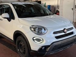 Bianco divino/zenit/ghiaccio Gebraucht 2021 Fiat 500X Cross SUV | 12.990 € (Guter Preis)