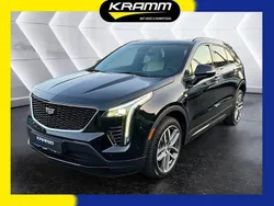 Schwarz Gebraucht 2023 Cadillac XT4 SUV | 44.895 € (Etwas zu teuer)