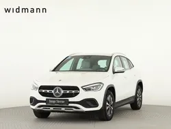 Unilack polarweiß Gebraucht 2021 Mercedes GLA200 Style SUV | 29.850 € (Guter Preis)