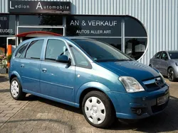 Blau Gebraucht 2009 Opel Meriva Edition Van / Kleinbus | 4.300 € (Teuer)