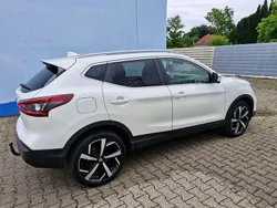 Weiß Gebraucht 2017 Nissan Qashqai Tekna SUV | 15.300 € (Fairer Preis)