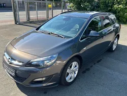 Grau Gebraucht 2014 Opel Astra Energy Kombi | 5.999 € (Fairer Preis)
