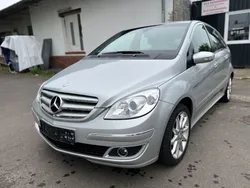 Mercedes B200