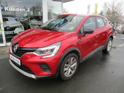 Rot Gebraucht 2022 Renault Captur Equilibre SUV | 17.997 € (Fairer Preis)
