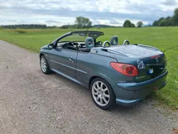 Silber Gebraucht 2006 Peugeot 206 CC Cabrio | 2.999 € (Teuer)