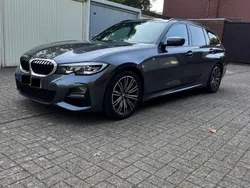Grau Gebraucht 2021 BMW 320 M Sport Kombi | 28.900 € (Guter Preis)