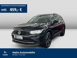 Deep black perleffekt Gebraucht 2021 VW Tiguan Life SUV | 28.340 € (Fairer Preis)