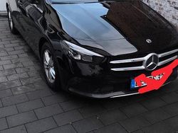 Schwarz Gebraucht 2020 Mercedes B180 Van / Kleinbus | 19.350 € (Teuer)