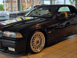 Schwarz Gebraucht 1997 BMW 328 Cabriolet M Sport Cabrio | 16.999 €