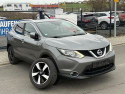 Grau Gebraucht 2016 Nissan Qashqai 360º SUV | 10.999 € (Guter Preis)