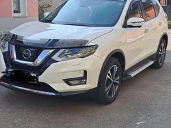 Weiß Gebraucht 2018 Nissan X-Trail SUV | 26.000 € (Teuer)