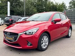 Soul red Gebraucht 2015 Mazda 2 Edition Limousine | 9.899 € (Fairer Preis)