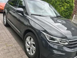 Grau Gebraucht 2020 VW Tiguan Life SUV | 25.900 € (Superpreis)