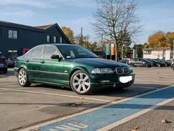 Grün Gebraucht 2001 BMW 330 Limousine | 8.600 € (Fairer Preis)