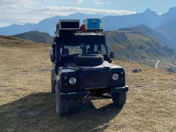Schwarz Gebraucht 2005 Land Rover Defender SE SUV | 32.500 € (Etwas zu teuer)