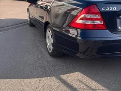 Blau Gebraucht 2006 Mercedes C220 Limousine | 3.600 € (Fairer Preis)