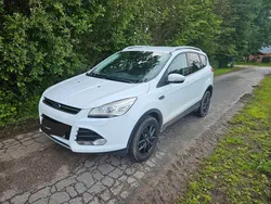 Weiß Gebraucht 2013 Ford Kuga Titanium SUV | 8.500 € (Fairer Preis)