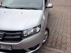 Silber Gebraucht 2015 Dacia Logan MCV Lauréate Kombi | 5.330 € (Fairer Preis)