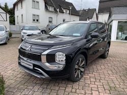 Kristallschwarz Neu 2025 Mitsubishi Outlander P-HEV Edition SUV | 44.990 € (Superpreis)