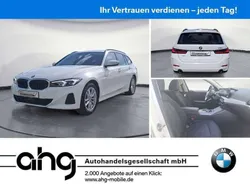 Alpinweiß Gebraucht 2024 BMW 318 Kombi | 33.960 € (Fairer Preis)