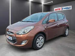 Braun Gebraucht 2014 Hyundai ix20 Edition Van / Kleinbus | 6.990 € (Fairer Preis)
