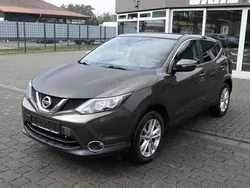 Braun Gebraucht 2014 Nissan Qashqai Acenta SUV | 9.990 € (Fairer Preis)