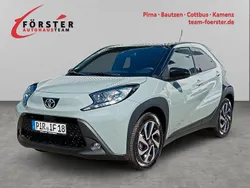 Grün Gebraucht 2025 Toyota Aygo Kleinwagen | 17.840 € (Fairer Preis)